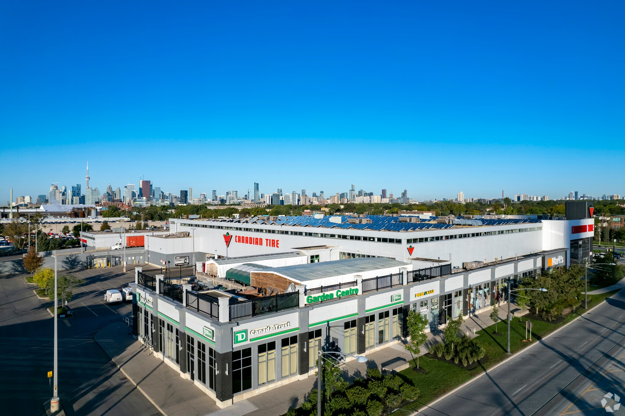 1015 Lakeshore Boulevard East 1015 Lakeshore Boulevard East